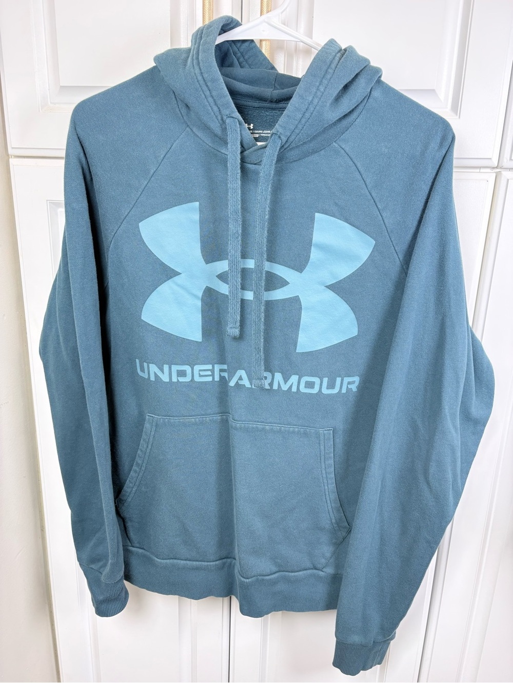 Under Armour Men’s Teal Blue Logo Pullover Hoodie